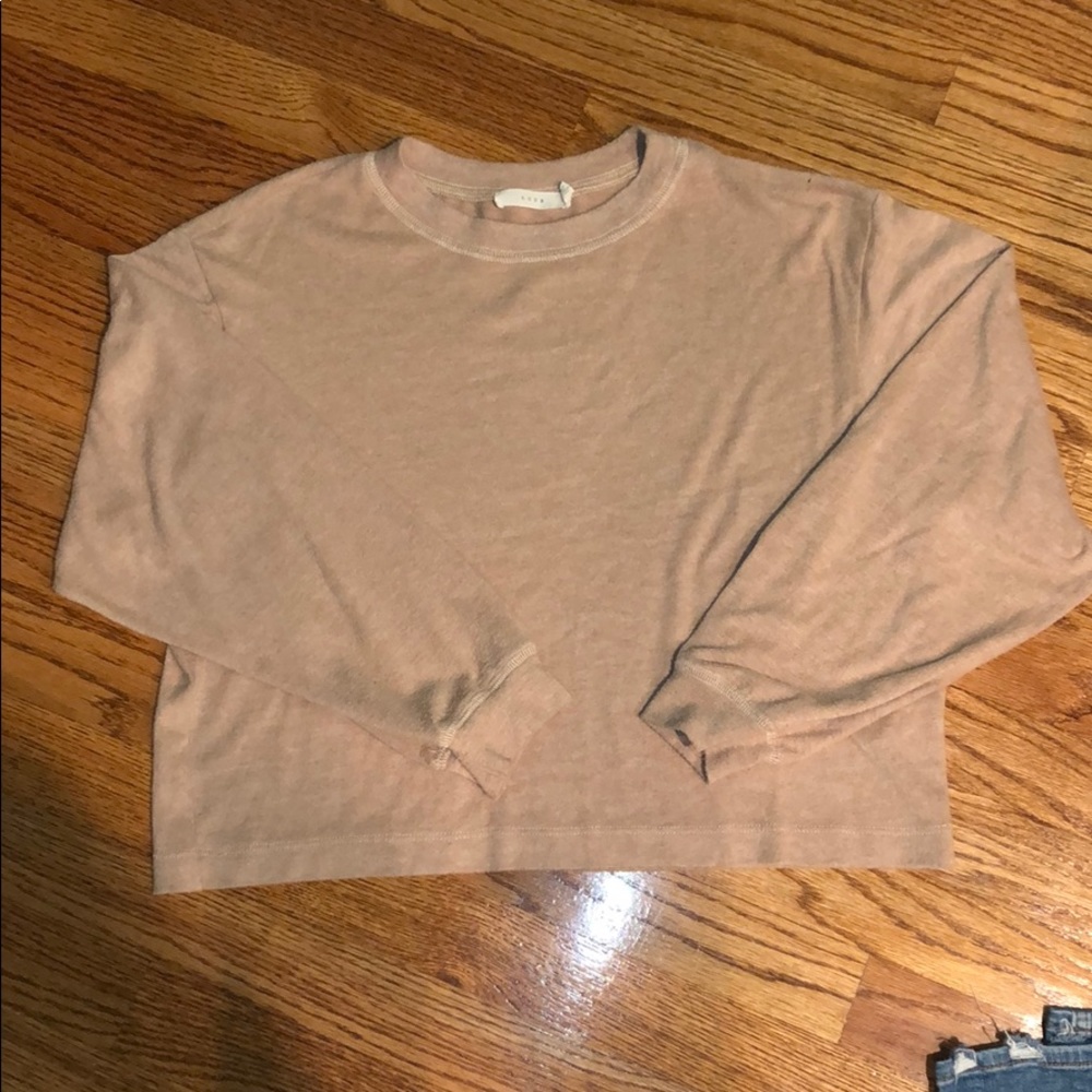 Cropped beige sweater
